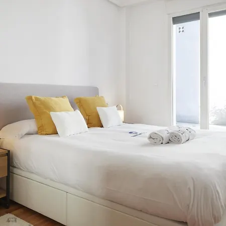 Esnatuz - Basque Apartment San Sebastian