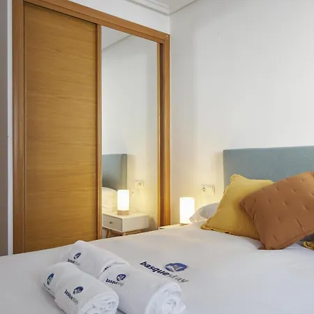 Apartment Esnatuz - Basque San Sebastian